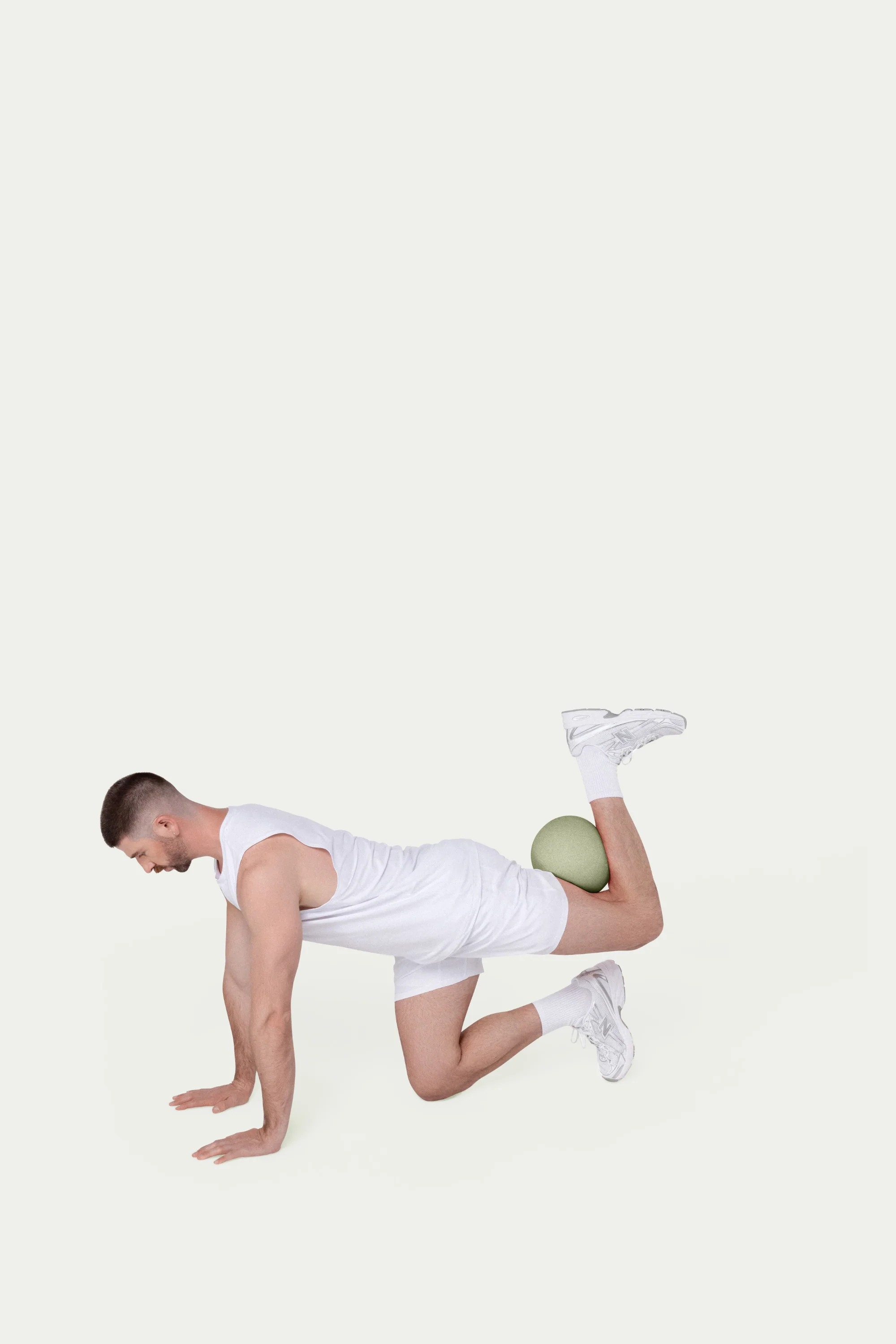Bala Pilates Ball (Non-Weighted) - Image 32